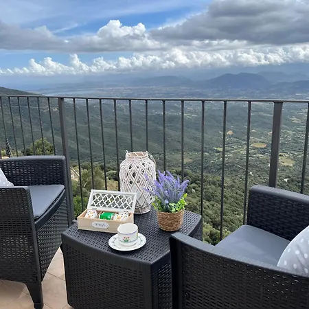 Attico Bellavista 包内伊